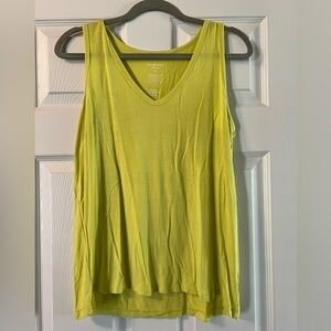 Nine West Chartreuse Tank Top. Size Medium.